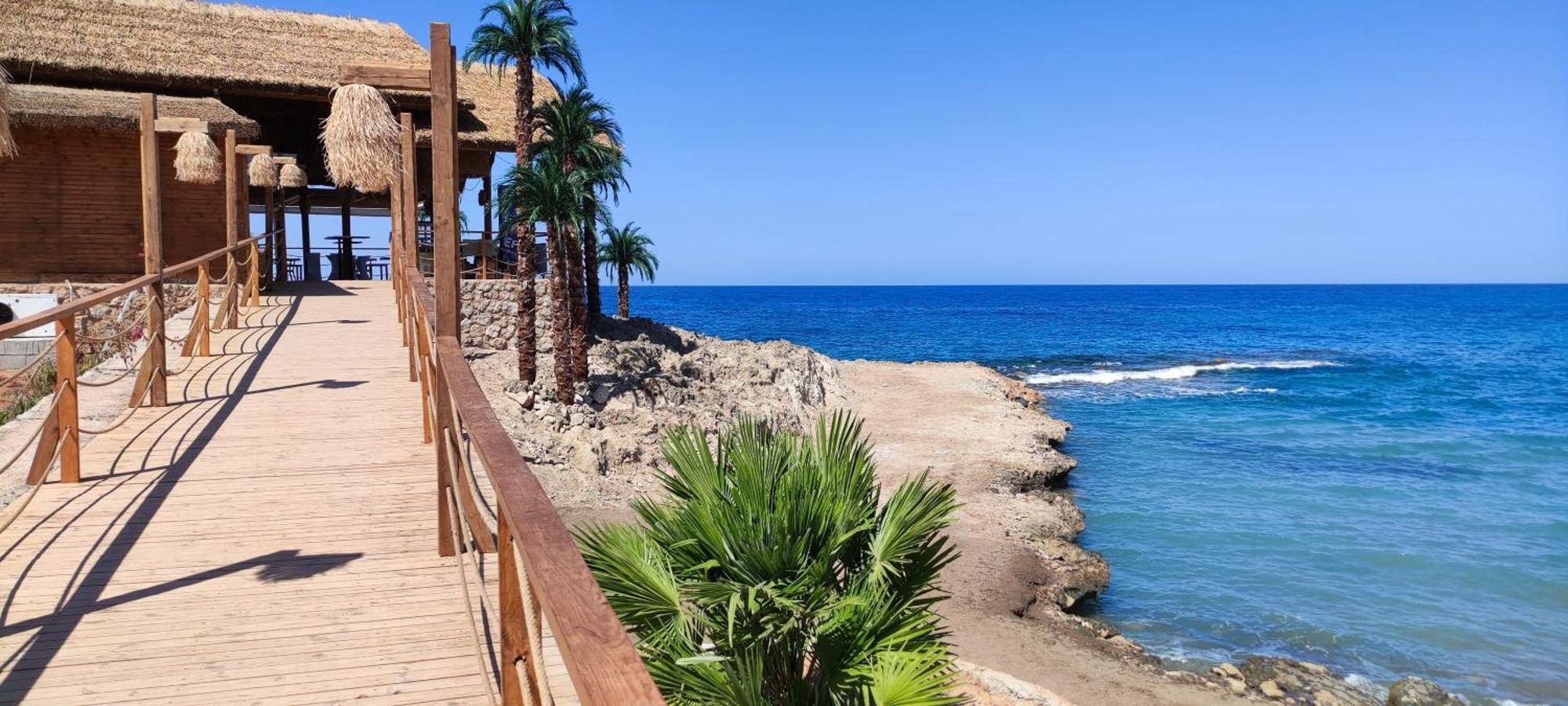 The Seaterra Reserve Penthouse With Mountains&Seaviews And Rooftop Terrace Akanthou Exterior foto
